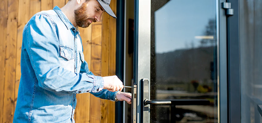 Frameless Glass Storefront Door Locks Replacement in Anderson, CA