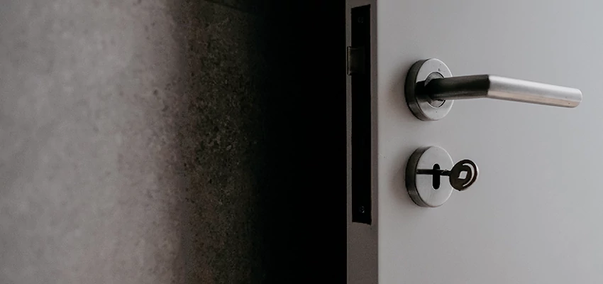 Front Door Handle Repair And Installation in Anderson, CA